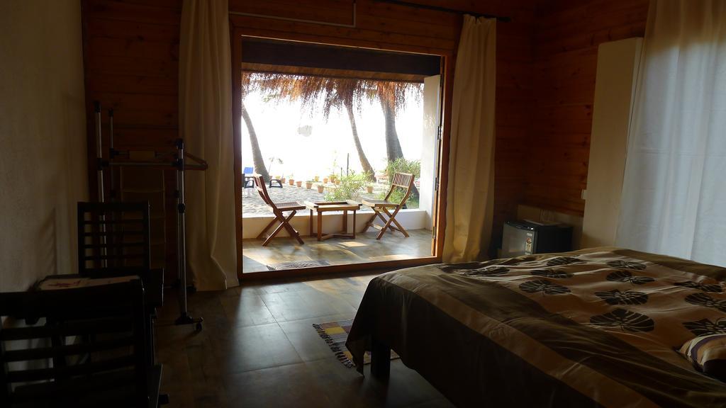 Mamagoa Resort Морджим Номер фото